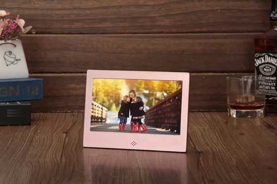7-calowa cyfrowa ramka fotograficzna z zdalnym cyfrowym odtwarzaczem wideo